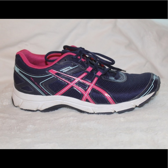 ASICS Size 7.5 - Picture 2 of 3